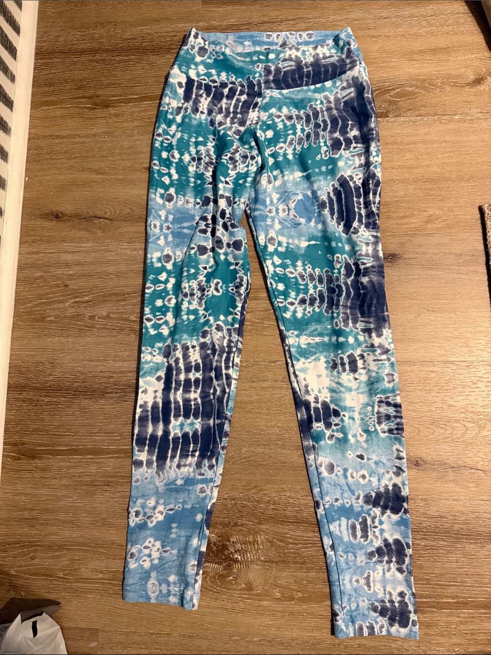 Liquido Blue & Teal Tie-Dye Leggings